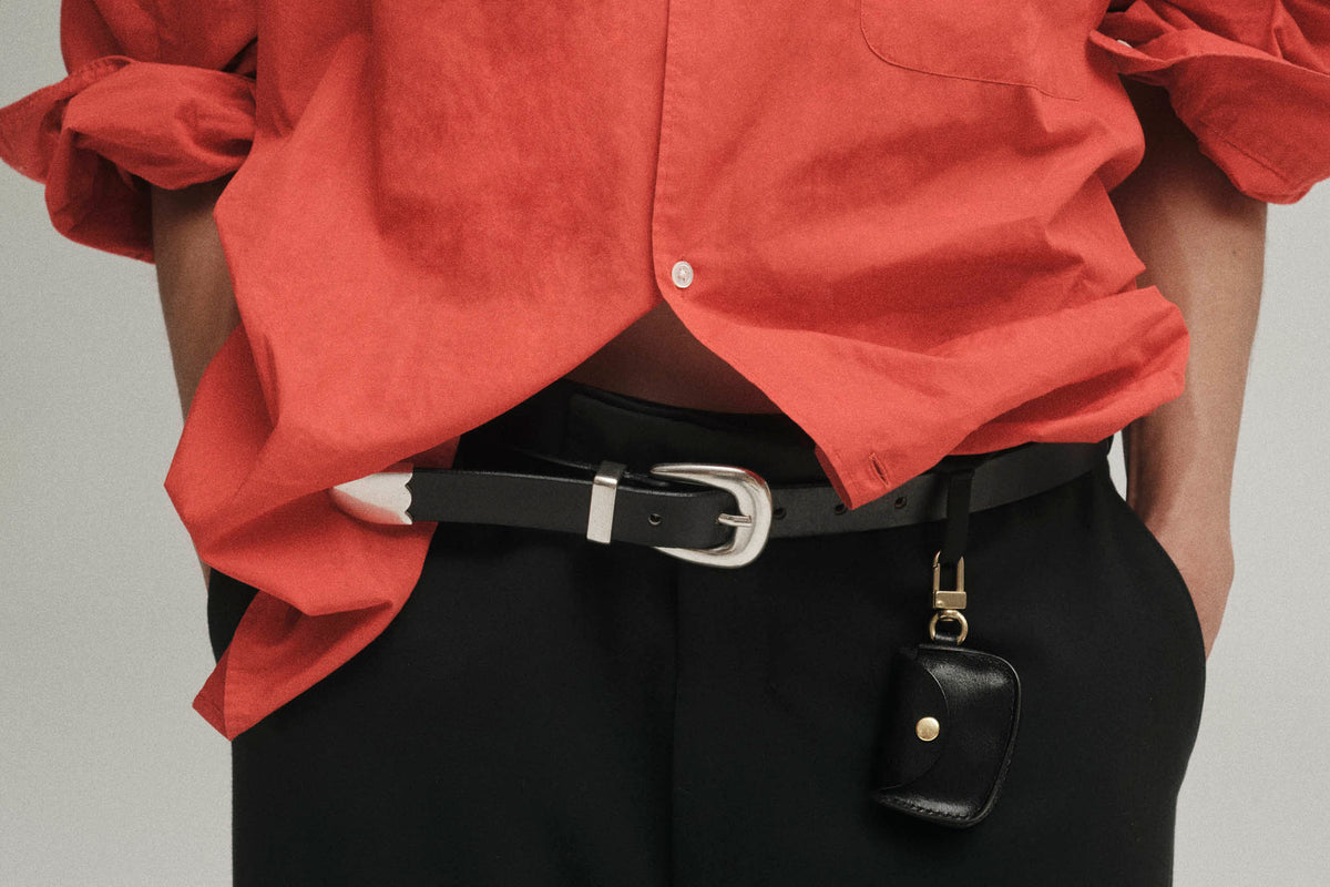 Maximum Henry AirPods Case Black