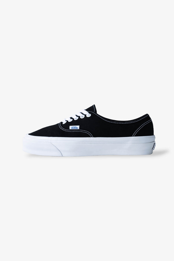 Vans OTW Premium Authentic 44 Black/White