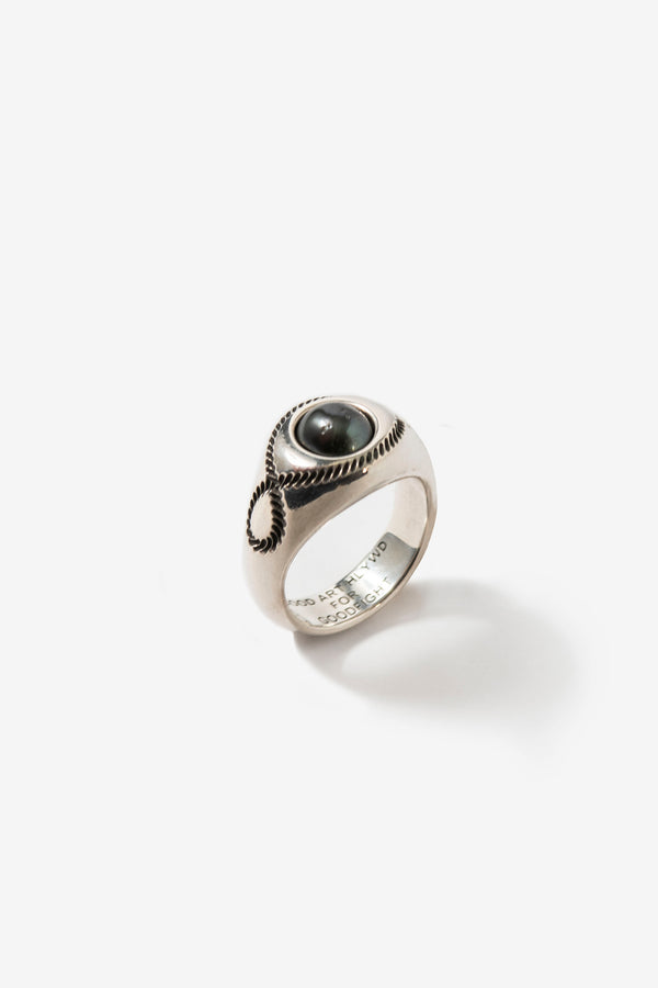 Good Art Hlywd for Goodfight Rock'n'Roller Black Pearl Signet Ring